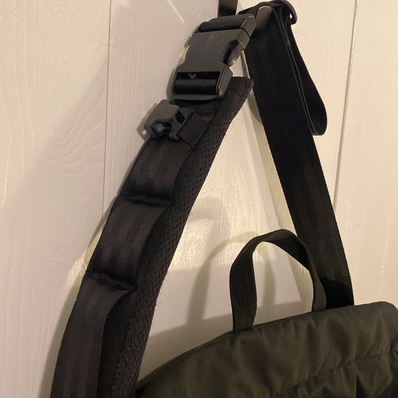 MYSTERY RANCH Outsider Black Orange tag Backpack - Picture 5 of 9